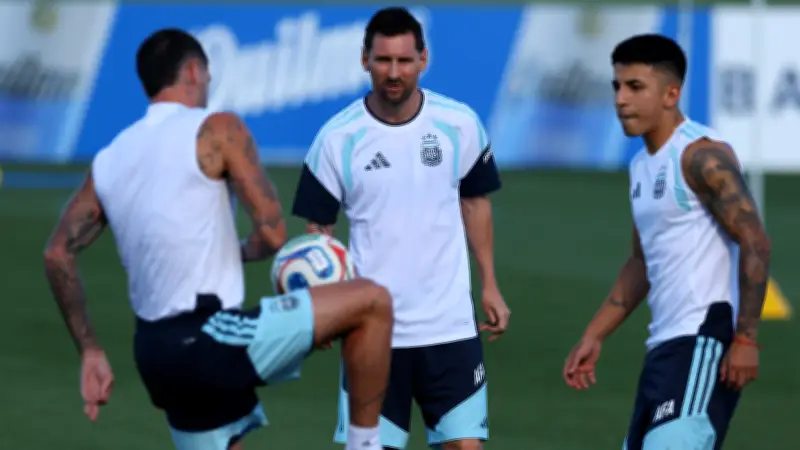 27 مليون يورو.. الأهلي السعودي يستهدف نجم الأرجنتين ألمادا