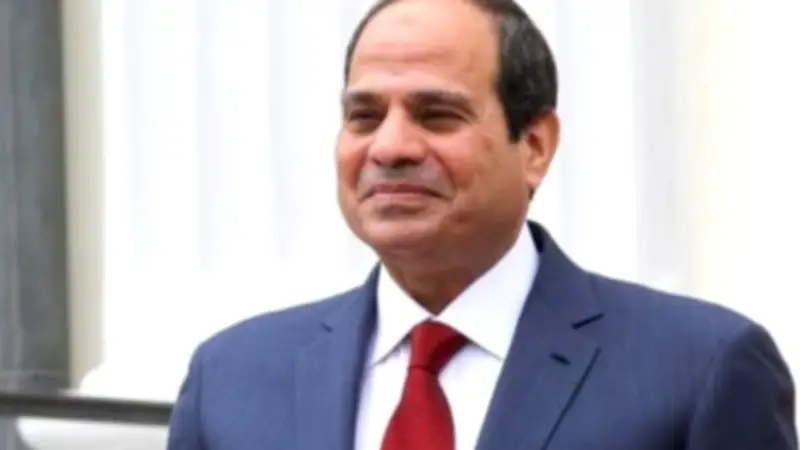 السيسي يشهد حفل تخرج الدورة الثالثة لأئمة الأوقاف بالأكاديمية العسكرية