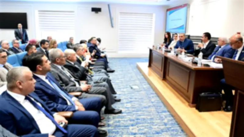رئيس التأمينات الاجتماعية يعتذر عن تأخر المعاشات ويستعرض حلول الأزمة