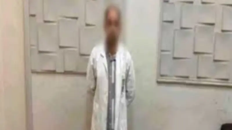 ضربة جديدة لمنتحلي صفة الأطباء.. السوشيال ميديا تفضح طبيباً مزيفاً بالجيزة