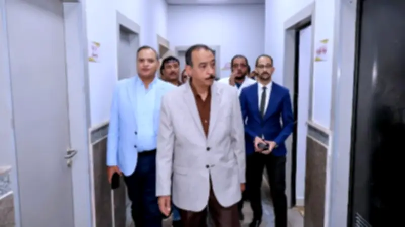 محافظ سوهاج يتفقد مشروعات حي الكوثر ويوجه برفع مستوى النظافة