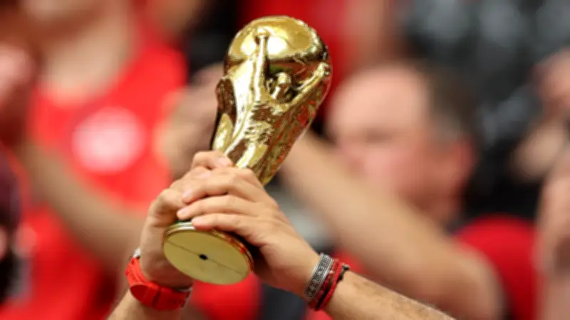 استقالة ستيف كلارك من تدريب اسكتلندا بعد الخروج من كأس العالم 2026