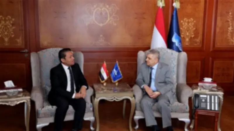 قناة السويس تبحث تعزيز التعاون البحري والاستزراع السمكي مع ماليزيا