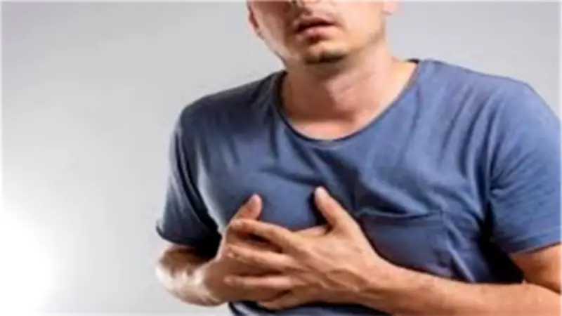 أعراض جلطة الرئة والفرق بينها وبين الأزمة القلبية.. احذر هذه العلامات