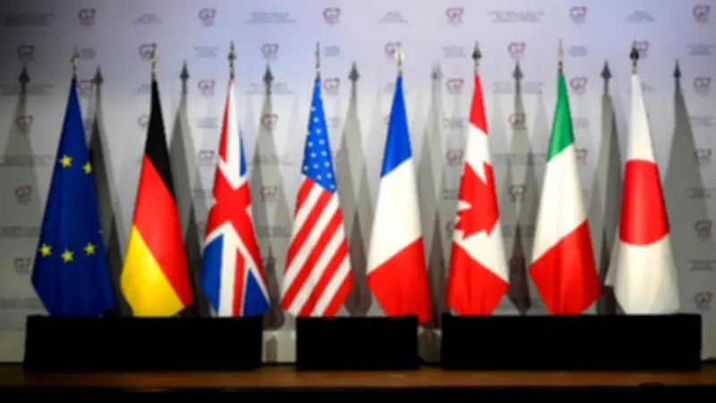 احتجاجات حاشدة في جنيف ضد قمة G7 ومواجهات مع الشرطة