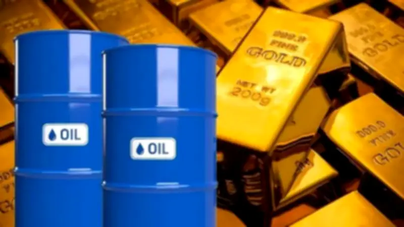اتفاق ترامب مع إيران يهبط بالنفط ويرفع الأسهم والذهب