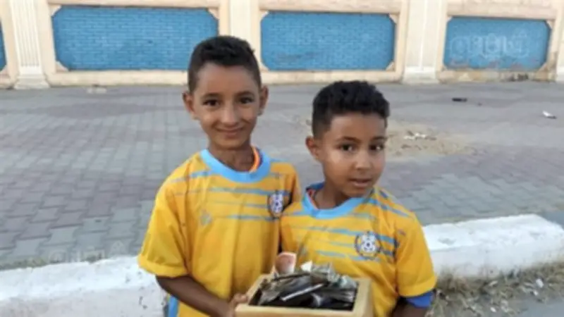 توأمان من الإسماعيلية يتبرعان بتحويشة حصالة 3 سنوات للنادي الإسماعيلي