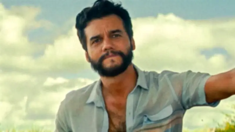 واجنر مورا يقترب من تجسيد دور الشرير في فيلم "أوشن" الجديد