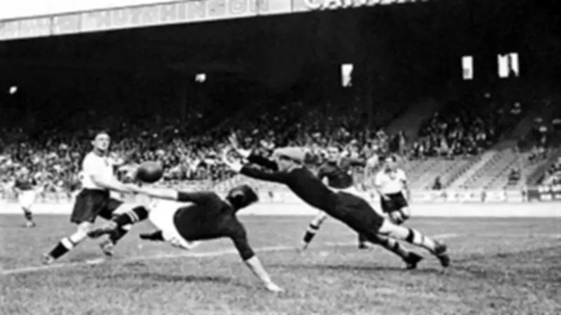 لماذا اختفى منتخب النمسا من كأس العالم 1938 رغم التأهل؟.. ألمانيا كلمة السر