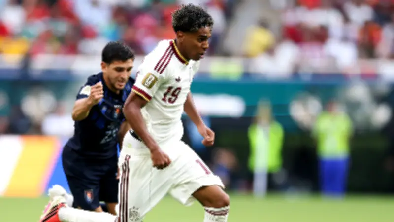 يامال: سأفوز بكأس العالم.. وكوكوريلا سألتهمه حياً