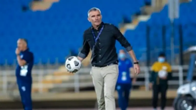 الزمالك ينفي الاتفاق مع كارتيرون لتدريب الفريق الموسم المقبل