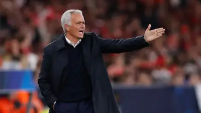 ريال مدريد يتعاقد مع جوزيه مورينيو مقابل 15 مليون يورو