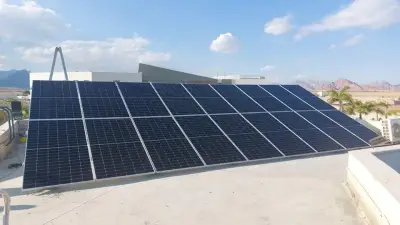 تركيب خلايا الطاقة الشمسية: أسعار 2026 وخطوات الربط بالشبكة