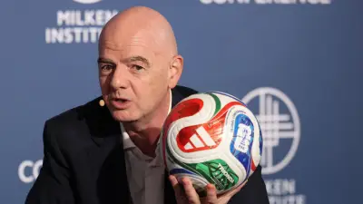 الفيفا يثير الجدل بمنع زجاجات المياه في كأس العالم 2026