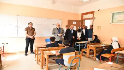 حل امتحان الإنجليزي للصف الثالث الإعدادي 2026 وتوزيع الدرجات