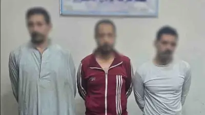 ضبط 3 متهمين بخطف حقيبة مقاول عقب خروجه من بنك في بولاق الدكرور