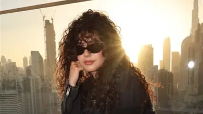 مايان السيد تخطف الأنظار بجاكيت جينز بقيمة 30 ألف جنيه في إطلالة عصرية