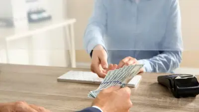 ضبط تجار عملة بحوزتهم 4 ملايين جنيه في حملات أمنية مكثفة