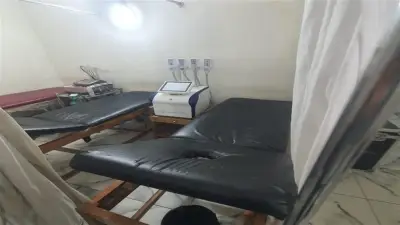 إغلاق 4 فروع لعيادات خاصة في الإسكندرية بسبب انتحال صفة طبيب