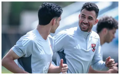 شرط وحيد يدفع الأهلي لبيع تريزيجيه في الميركاتو الشتوي
