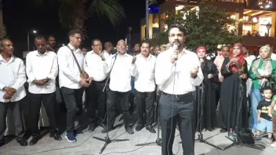 إقبال كبير على 'شارع الفن' بأسوان.. يجمع الطرب الأصيل وورش الأطفال