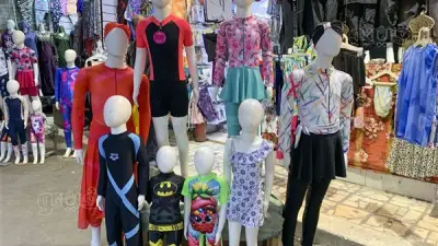 مايوهات الصيف تزين الأسواق: نايكي وأندر أرمور وسبيدو الأكثر طلبًا