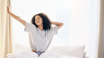 عادات صباحية تحسن مزاجك وتمنحك بداية يوم أكثر إشراقاً