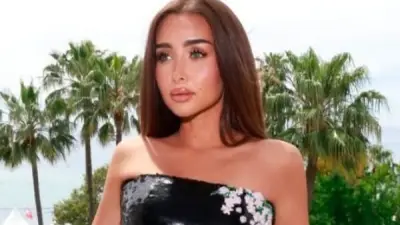 هنا الزاهد تتألق بإطلالة كاجوال وتستعرض رشاقتها في أحدث صورها