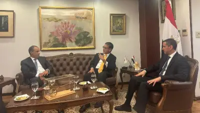 وزير الخارجية يلتقي رئيس لجنة العلاقات الخارجية بالحزب الليبرالي الديمقراطي الياباني