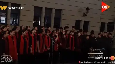 منى الشاذلي تشيد بعروض الفرق الموسيقية في محطات المترو