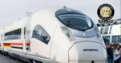 النقل تنشر فيديو جراف عن أهمية شبكة القطار الكهربائي السريع