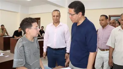 رئيس جامعة بنها يتفقد امتحانات كليتي الزراعة والطب البيطري