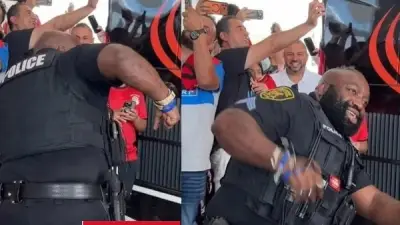 ضابط شرطة أمريكي يتفاعل مع جماهير مصر قبل مواجهة البرازيل