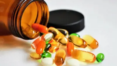 أدوية شائعة لا ينصح بتناولها على معدة فارغة.. تعرف على السبب