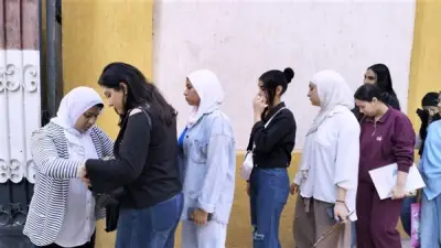 توافد طلاب الإعدادية على لجان الإسكندرية لامتحان الدراسات الاجتماعية