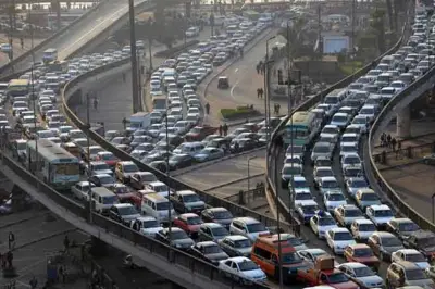 صباحك ومطرحك: كثافات متفرقة أعلى كوبري أكتوبر ويفضل استخدام نفق الأزهر