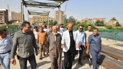محافظ أسيوط يتابع انتهاء المرحلة الثانية لصيانة كوبري الحواتكة ويشدد على تسريع العمل