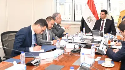 وزير الصناعة وجمعية رجال الأعمال الأفارقة يبحثان تعزيز التكامل الصناعي بالقارة