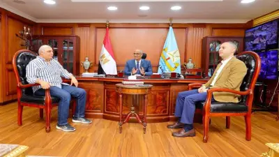 محافظ كفر الشيخ يتابع تنفيذ قافلة طبية مجانية شاملة للفئات الأكثر احتياجاً