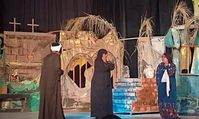 غدًا.. قصور الثقافة تقدم العرض المسرحي 