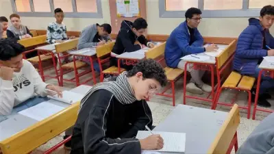طلاب الإعدادية بالقليوبية يؤدون امتحان الجبر والإحصاء اليوم