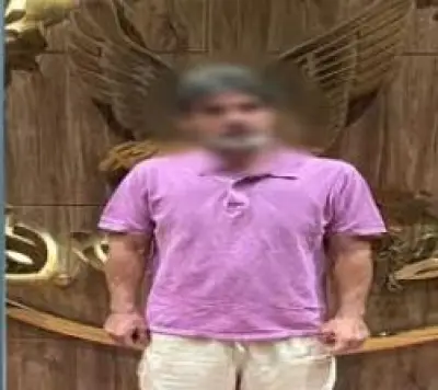 ضبط شخص يروج شائعات عن انتشار المخدرات في النزهة لزيادة المشاهدات