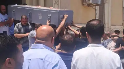 حسني عبد ربه يودع خاله في جنازة مهيبة بالمحلة الغربية