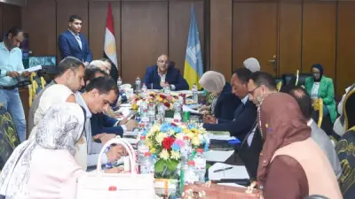 محافظ الإسكندرية يوجه بتوفير فرص عمل لذوي الهمم ومحدودي الدخل في لقاء جماهيري