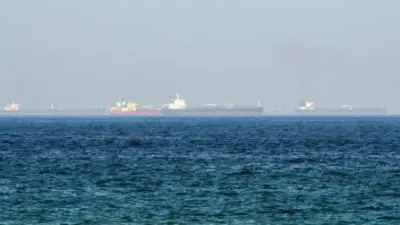 حريق في ناقلة نفط شمال شرق صحار العمانية دون أضرار بيئية