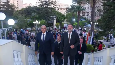 محافظ الإسكندرية يشارك في احتفالية العيد الوطني الروسي