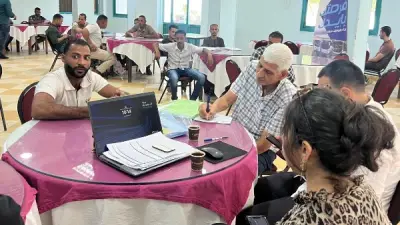 محافظة قنا تجري مقابلات توظيف للشباب بالتعاون مع شركة سيارات