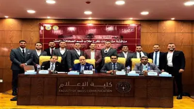 وكيل نقابة الصحفيين وخبراء الصحافة يناقشون مشروعات تخرج طلاب إعلام الأزهر