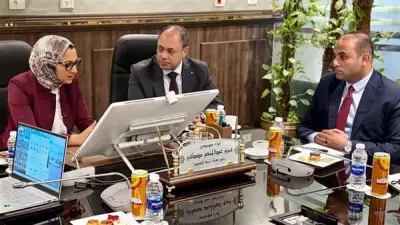 محافظ الوادي الجديد وهيئة تنمية الصعيد تبحثان مشروعات استثمارية لدعم التنمية