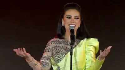 مي فاروق تخطف الأضواء في حفل جدة وتتوج بإشادات الجمهور